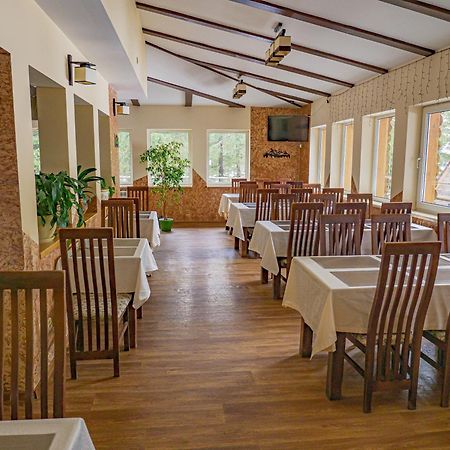 Оаза Hotel Dragobrat Ngoại thất bức ảnh